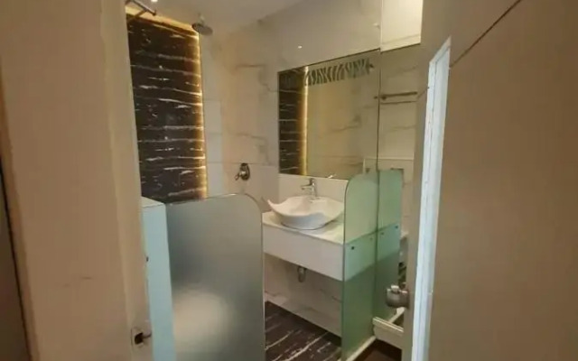 Hotel Lotus Residency