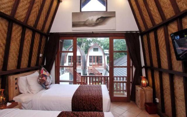 Mojo Resort