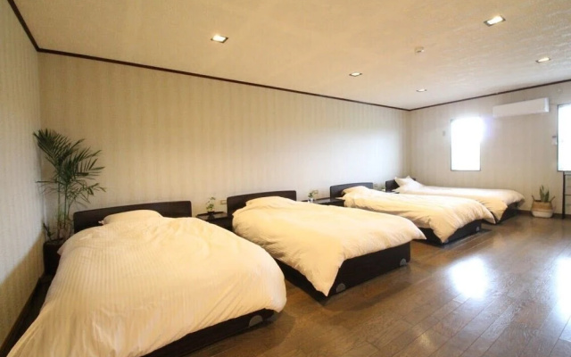 Yurigahama Beach House – Guest Rooms – Yoron