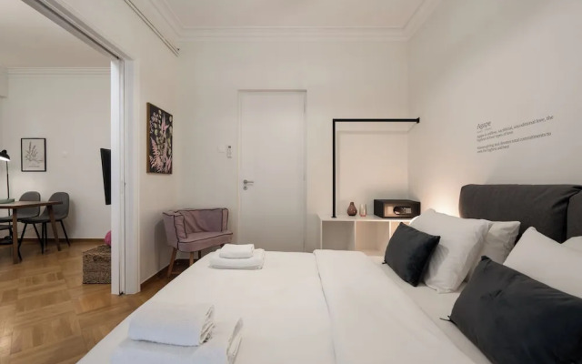 Modern apartment near Lycabettus hill with balcony