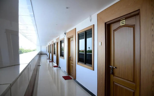 Tri Sea Hotel