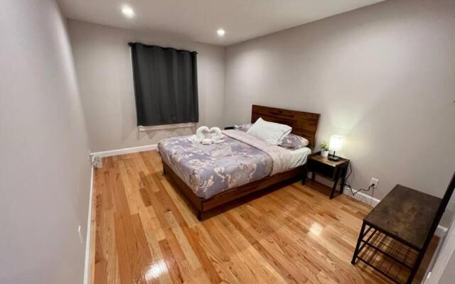 Newly Built Luxury Home 1 mile from SF