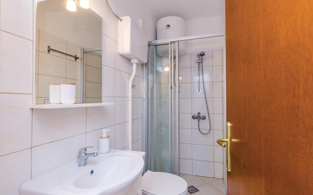 Awesome Home in Slano With Wifi and 5 Bedrooms