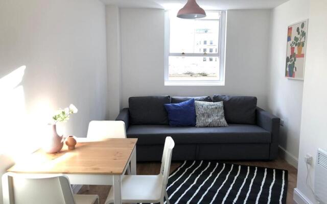 Granby Apartments F-2