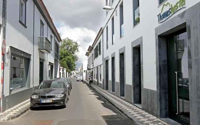 Thomas Place