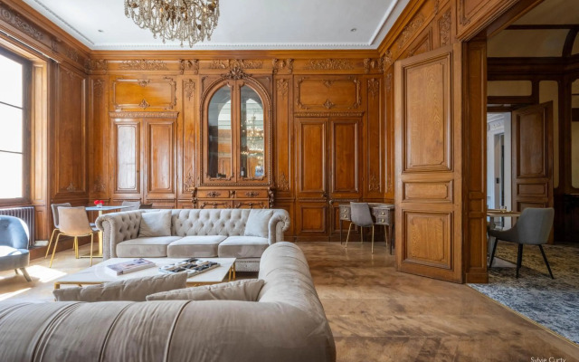 Le Champlain - Les Collectionneurs 