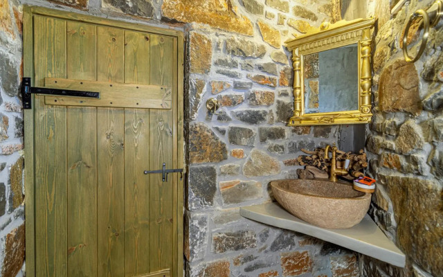 Perachori Boutique Studios in square