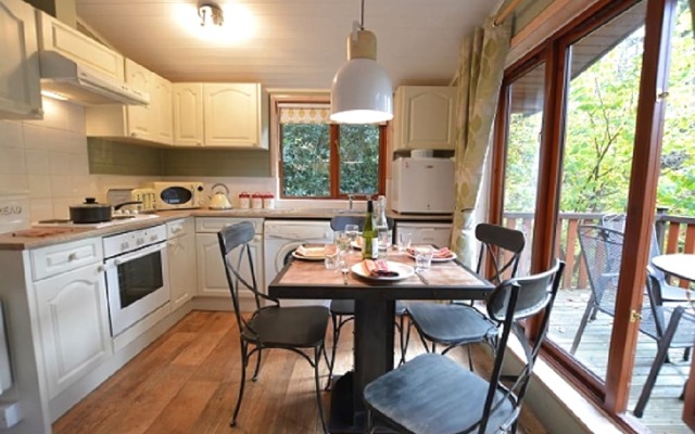 Fritton Lake Retreats