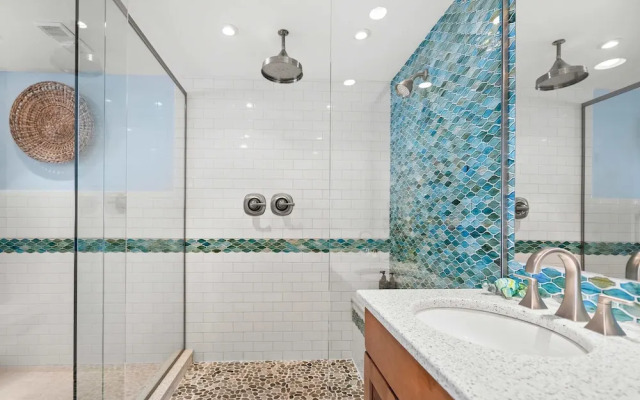 Vast Oceanfront Views Pool Patio Tennis