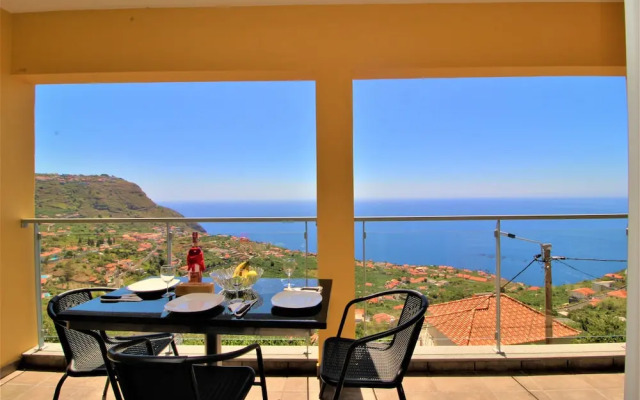 Caracas One Bedroom Apartment Sea View