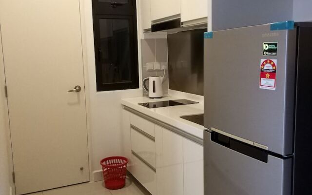 Cozy Condo at The Meridin Medini