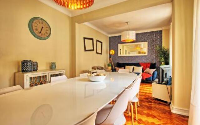 Almirante 3-Four Bedrooms