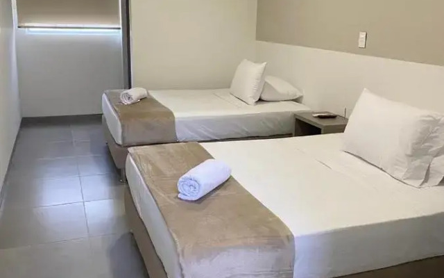 Hotel las Olas Yumbo