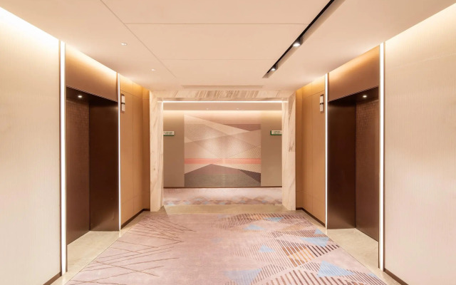 Holiday Inn Shanghai Nanjing Road