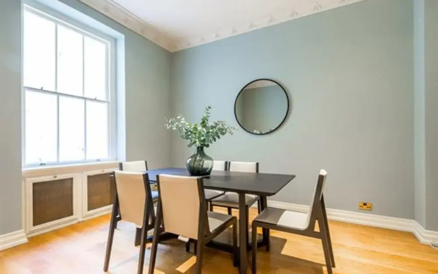 Cleveland Square Mansions