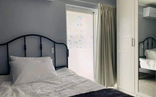 Southbank Modern Luxe Apartment