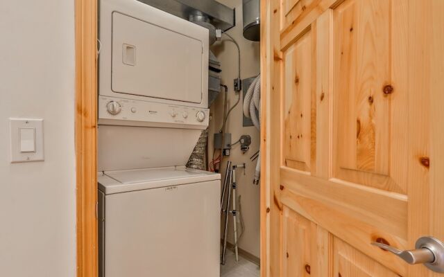 Mountain View Getaway