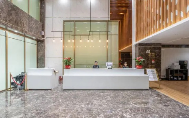 New Travel Golden Valley Hotel