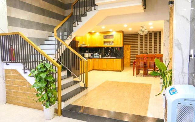 D&C House 2