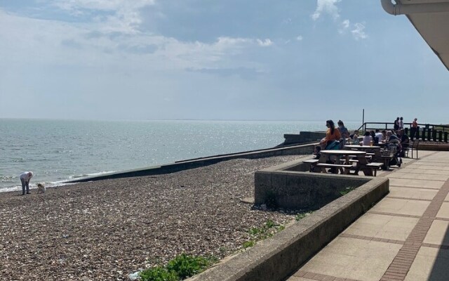 Poker Dot Getaway 1 Stay-play-getaway