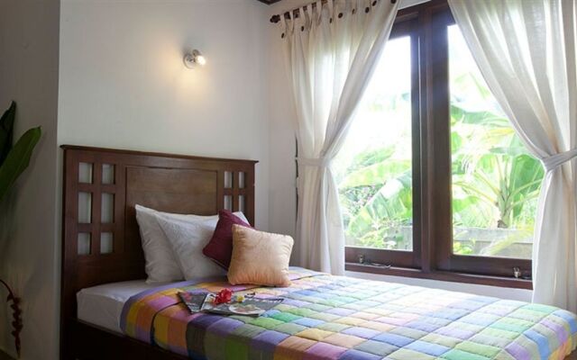 Golden Buddha Cottages