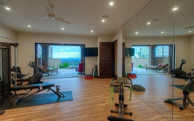 Palisades Estate 5 BR by Casago