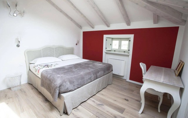 Villa Italia Luxury Suites and Apartments