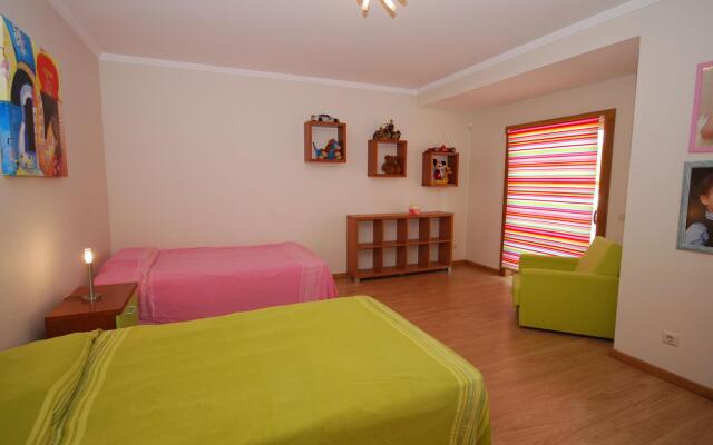 Spacious villa in Albufeira with private pool