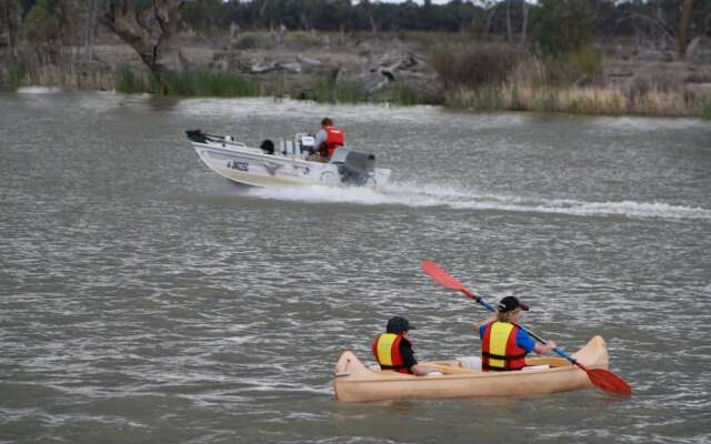 Mundic Waterfront Cottages