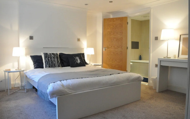 Stunning 3 Bedroom Bath