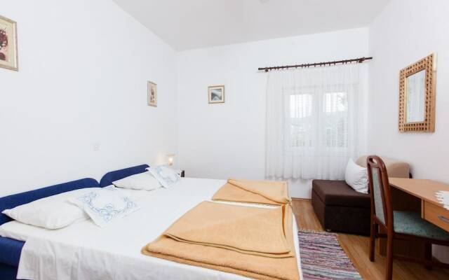 Apartments Ante Senka