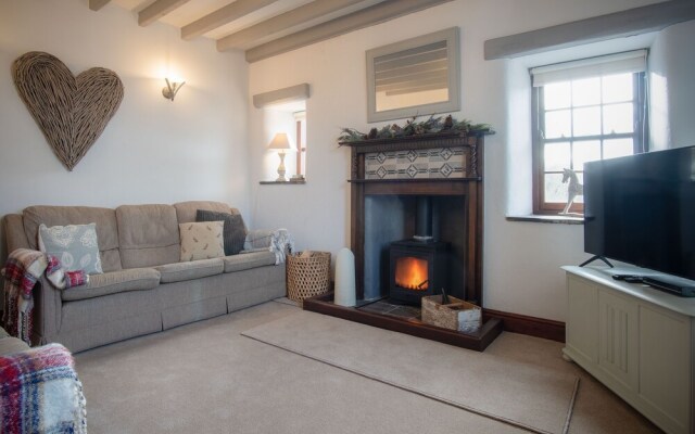 Tregoyr - 3 Bedroom Holiday Home - St Florence