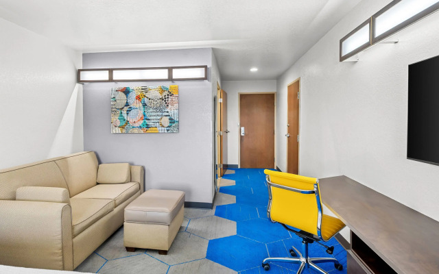 Microtel Inn & Suites by Wyndham Searcy