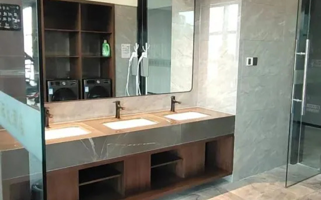 Quan Shun Lan Ting Hotel