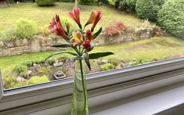 Ranmore Rise Bed And Breakfast