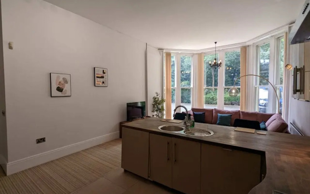 Stunning Period Property, 1BD Flat - Manchester!