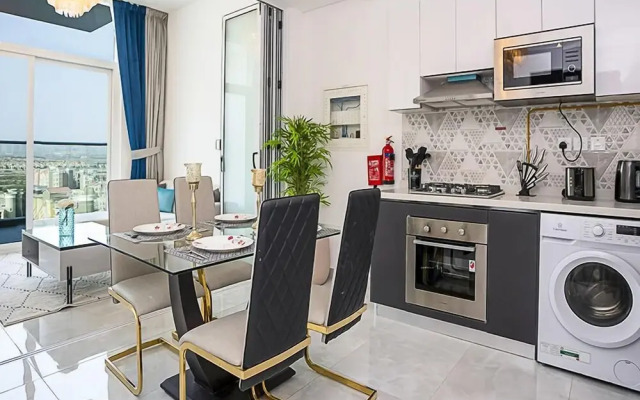 Spacious 1BR Apt in Pearlz by Danube
