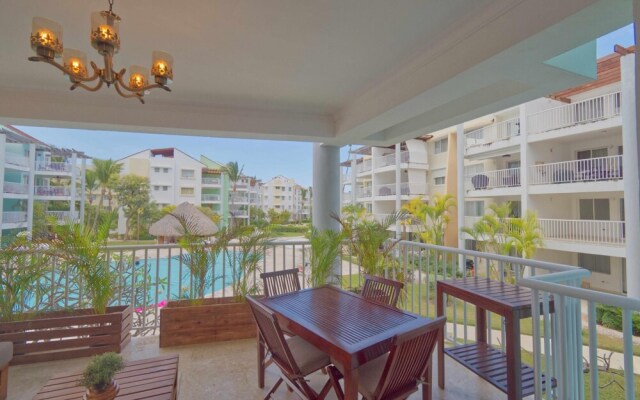 Pompano 202 Amazingly Situated One-bedroom Apartment in Ocean-front Condominium