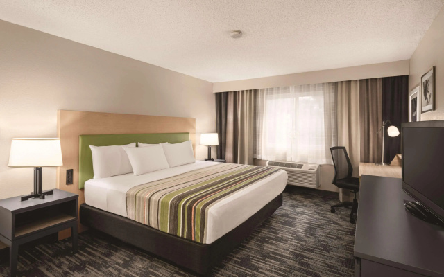 Country Inn & Suites by Radisson, Northfield, MN