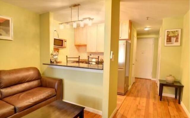 61 Lexington by Stay Smart