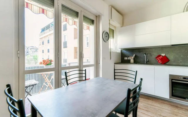 JOIVY Superb Flat W/Balcony