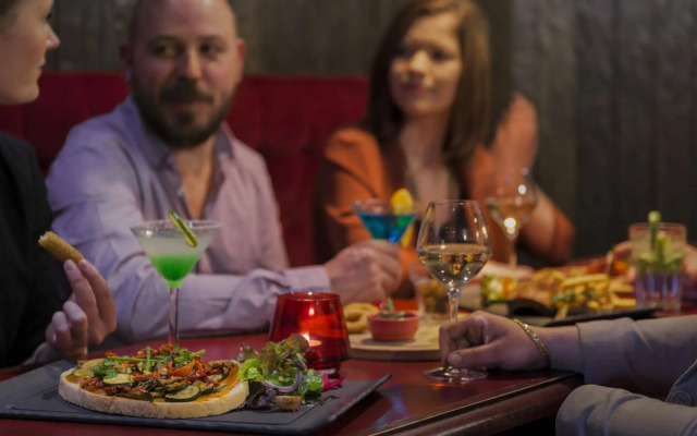 Holiday Inn Calais-Coquelles by IHG