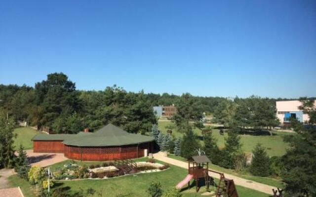 Hotel DYMINY