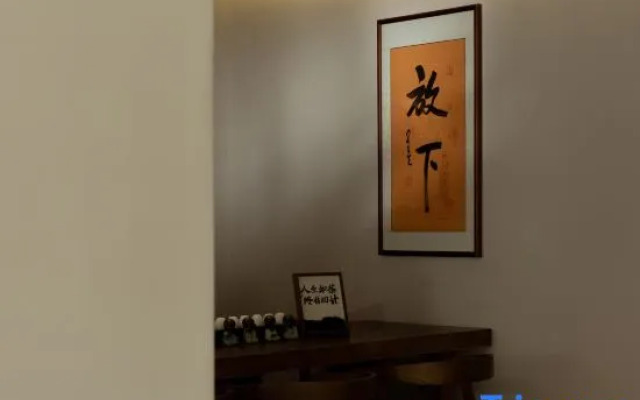 Shanye Yisu · Gucheng Panorama Resort Hotel (Lijiang Beimen Waterwheel)