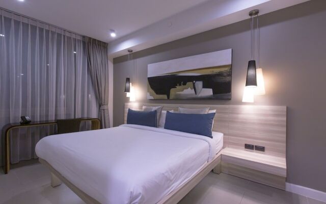 Oceanstone Phuket by Holy Cow 604