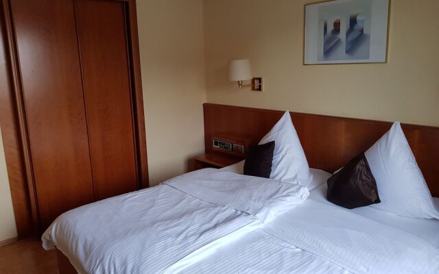 Zum Häuschen-Domblick-Messe-Hotel