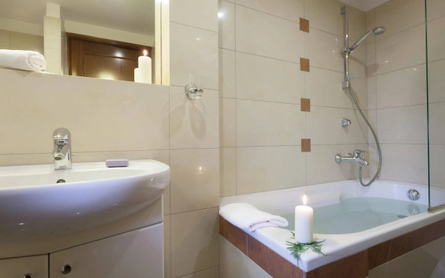 Sodispar Luxury Old Town Apartments
