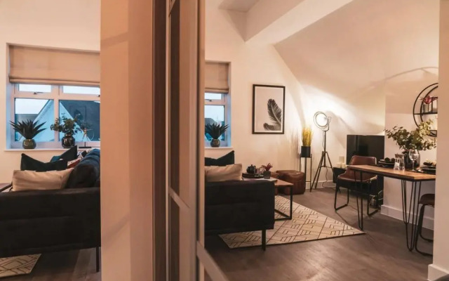 Luxurious 1BR Apartment - NEC BHX JLR Solihull
