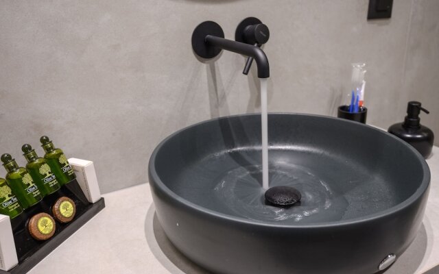 Marea Boutique Suites