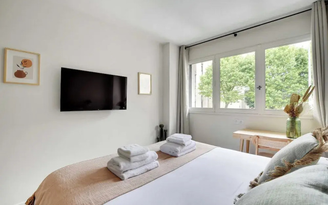 Modern "green Suites" Residence - Meudon/velizy